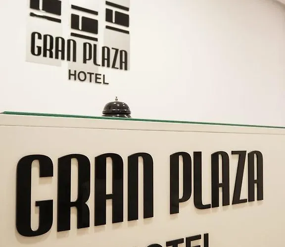 Hotel Gran Plaza 2*