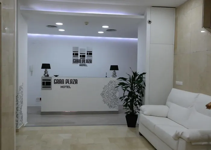 Gran Plaza 2* Кордова