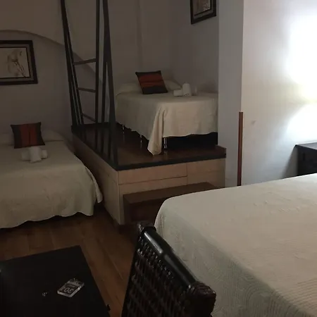 グラン プラザ ホテル 2*